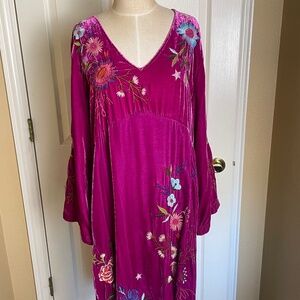 Johnny Was - Pink Velvet Floral Embroidered Dress (Large)